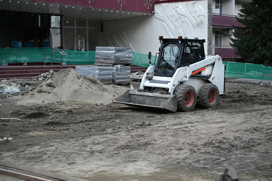 The Role Of Grading In Preventing Asphalt Cracks And Damage in Syracuse, NY